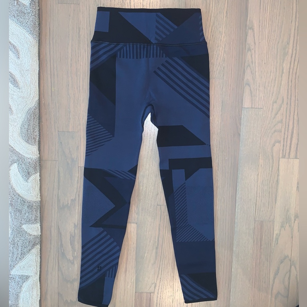 Sweaty Betty NWT Interval Seamless 7/8 Leggings - Picture 12 of 12